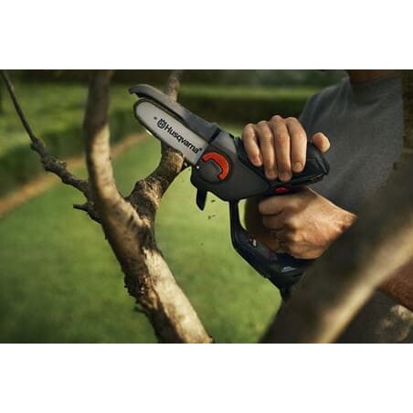 9706213 05_Rel AspireT P5-P4A grensag med batteri og lader.jpeg